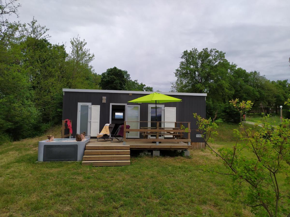 Camping Domaine De Senaud Albon Екстериор снимка