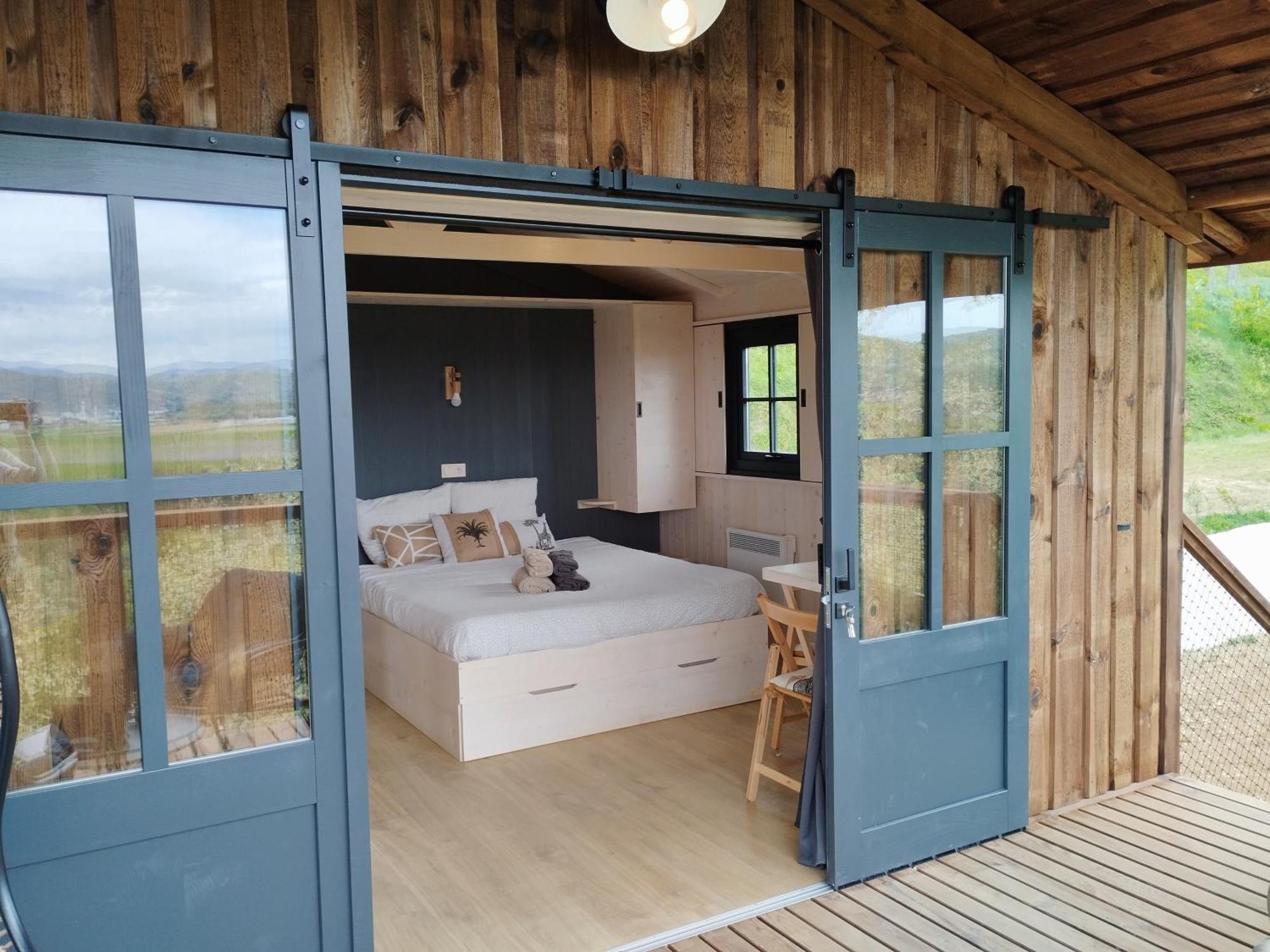 Camping Domaine De Senaud Albon Екстериор снимка