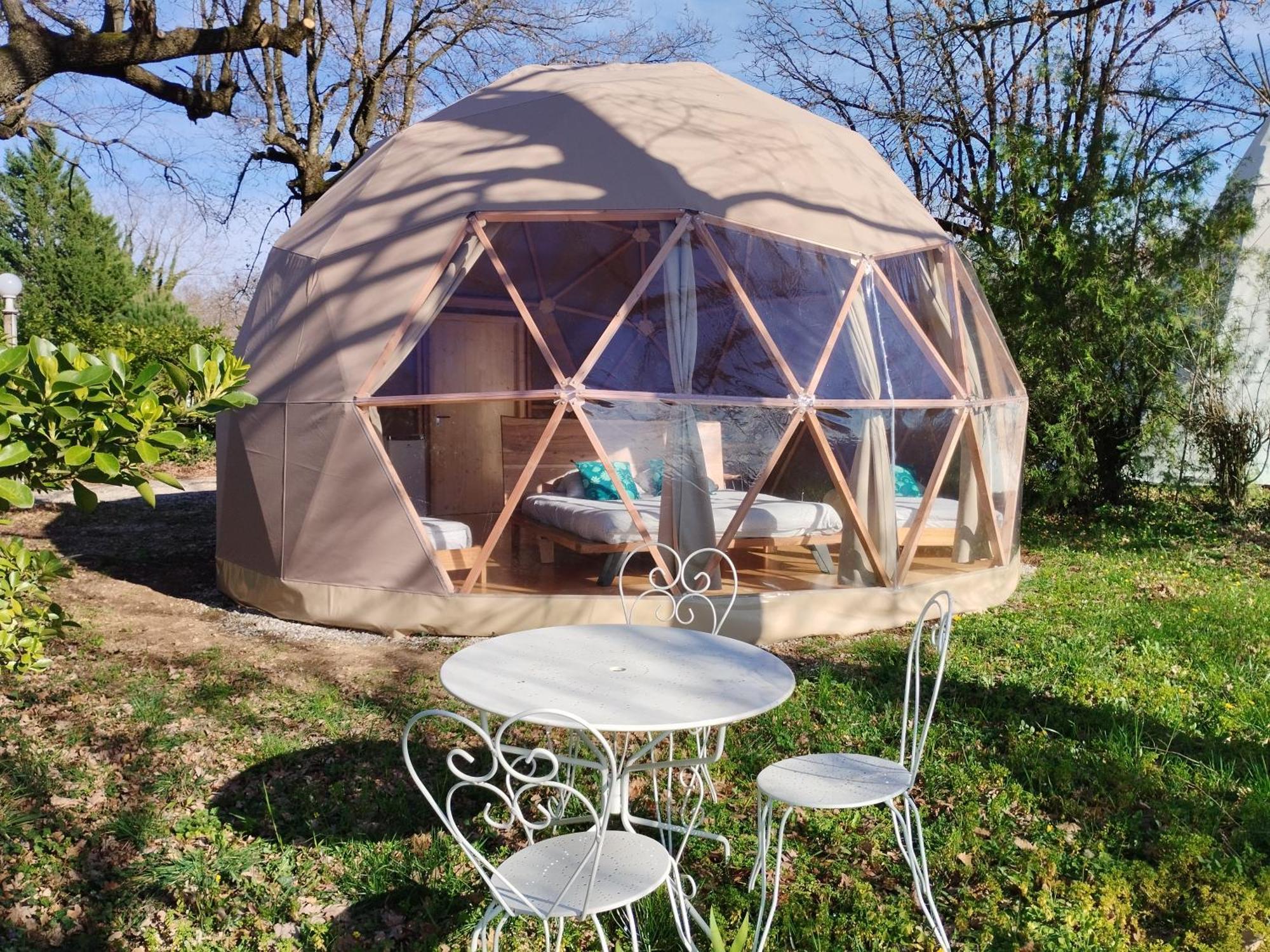 Camping Domaine De Senaud Albon Екстериор снимка