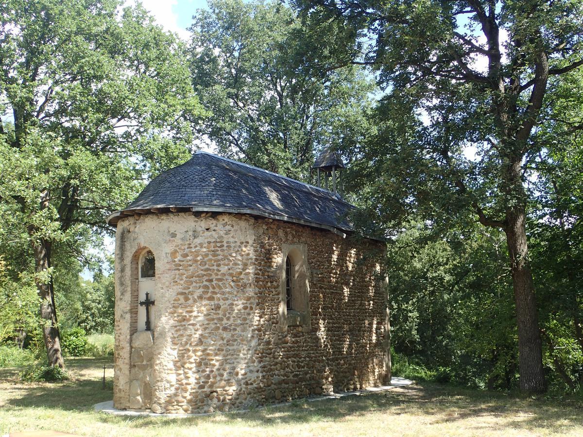 Camping Domaine De Senaud Albon Екстериор снимка