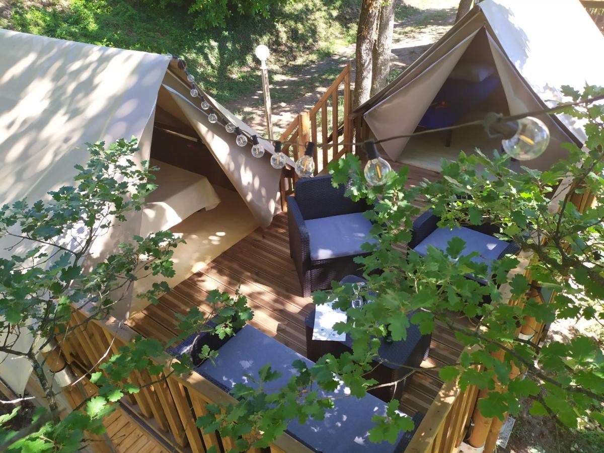 Camping Domaine De Senaud Albon Екстериор снимка